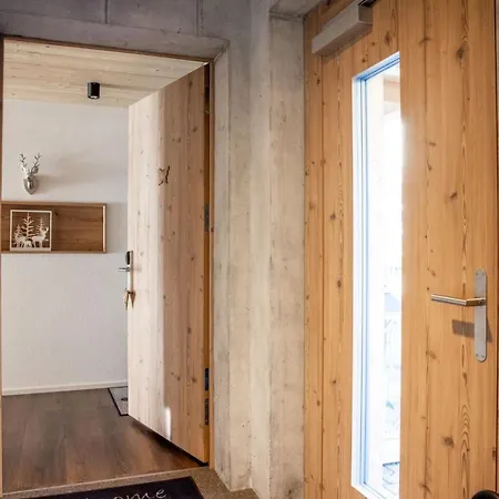 Carve - Eiger, Moench And Jungfrau * جريندلوالد